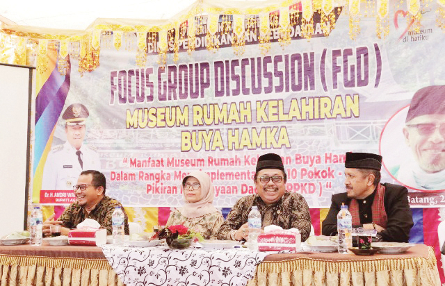 FOCUS GROUP DISCUSSION— Disdikbud Kabupaten Agam gelar FGD dengan tema Manfaat Museum Rumah Kelahiran Buya Hamka dalam Rangka Mengimplementasikan 10 OPK, Kamis (22/6).
