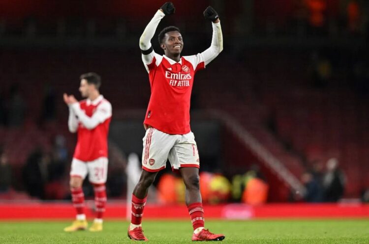 Demi Mendapatkan Declan Rice, Arsenal Siap Melepas Tiga Bintang Musim Panas Ini 1 Eddie Nketiah— Striker Arsenal Eddie Nketiah memburu gol di Piala FA untuk melengkapi gol di Liga Premier, Piala Liga, dan Liga Europa. Dia menjadi salah satu bintang yang siap dijual.