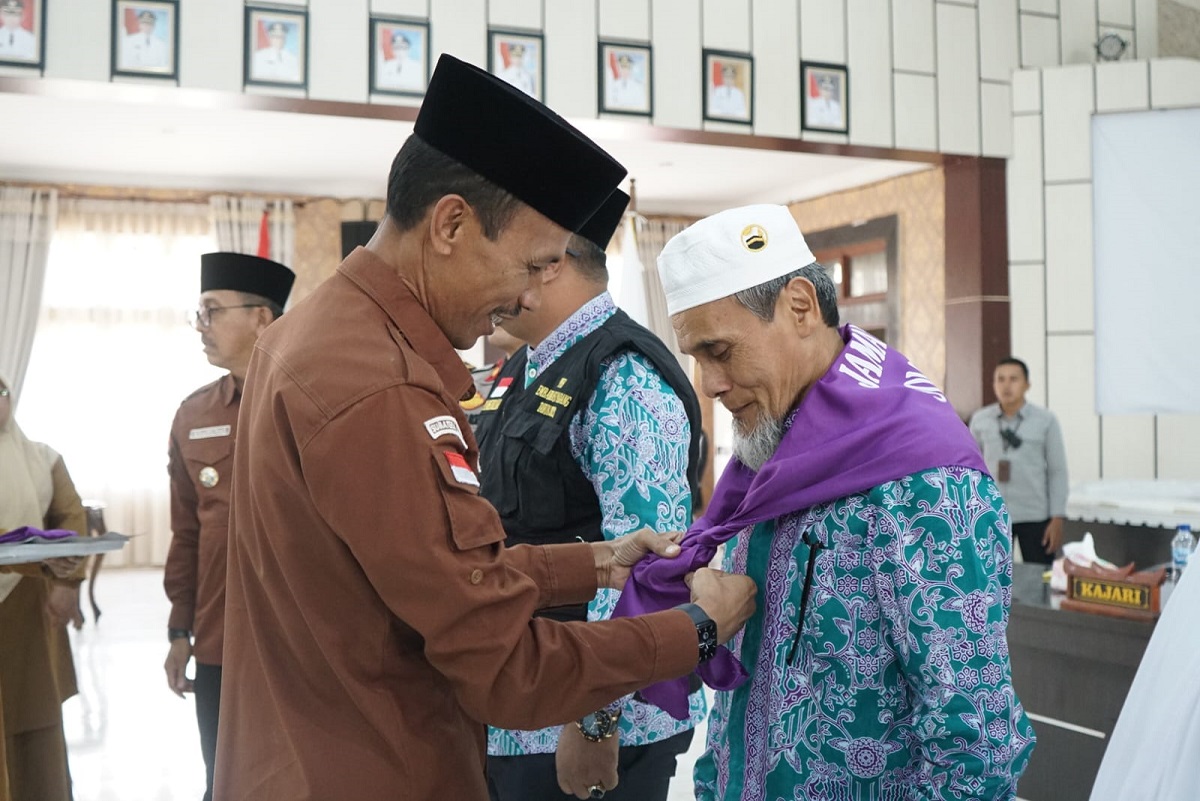 Pemkab Lepas 34 Jamaah Haji Solsel