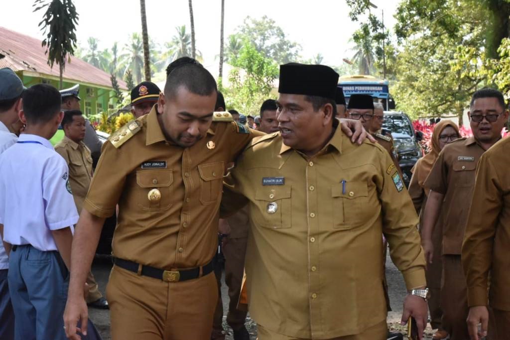 Siswa dan Siswi SMA dan SMK Dilatih