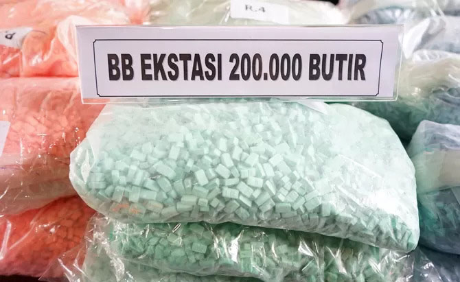 ILUSTRASI— Barang bukti ekstasi.