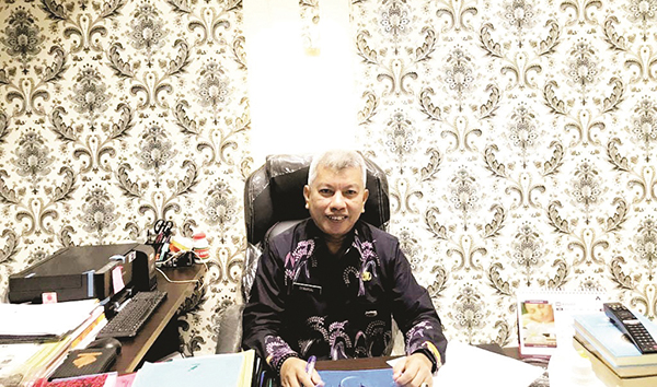 Syahrial Kamat 
Plh Kabag Kesra Setdako Padang