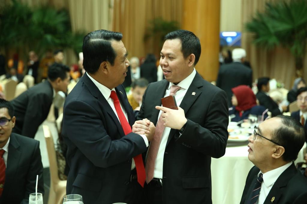 09abb86b fd71 40f5 8990 3a462e51a922