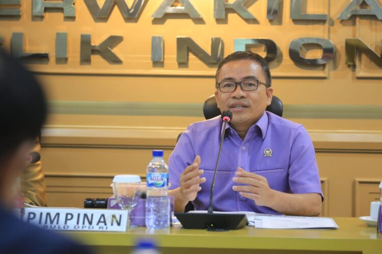 BULD DPD RI yang dipimpinn oleh Stefanus BAN Liow melakukan pemantauan dan evaluasi ranperda atau perda terkait PDRD.