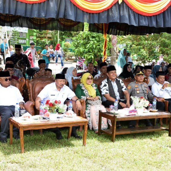 Gebyar Festival 1 Muharram 1445 H Bupati Agam Apresiasi Warga Tiku V Jorong