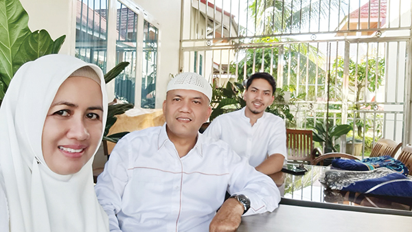 Irwan Zuldani bersama keluarga