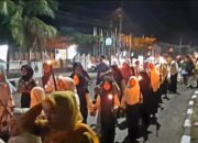 Arak-arakan Pawai Obor di Muaro Gambok, Sambut Tahun Baru Islam 1 Muharam 1445 H