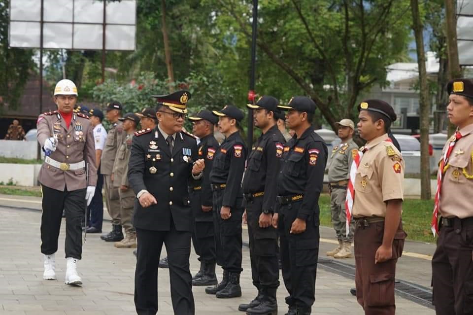 Peringatan Hari Bhayangkara ke 77 Bupati Eka Putra Terima Penghargaan Dari Kapolres