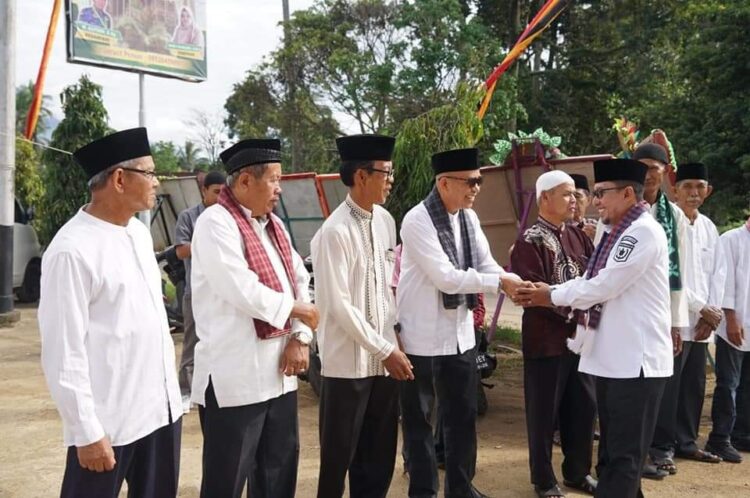 Peresmian Rumah Tahfizh Ar Ridho Kelok Dama, Kecamatan Rambatan, Andalkan Program Tahfizh Lintas Generasi 1 PERESMIAN— Bupati Eka Putra menghadiri peresmian Rumah Tahfidz Ar Ridho, Minggu (2/7).