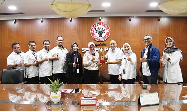 Sosialisasikan UU No 8 Tahun 2016, Komnas Disabilitas Apresiasi PT SP 1 UU DISABIPTAS— Komisi Nasional Disabilitas (KND) RI Dante Rigmalia mengapresiasi PT Semen Padang yang telah menjalankan amanat UU No 8 tahun 2016 tentang Penyandang Disabilitas, dalam kunjungan kerjanya ke PT SP, beberapa waktu lalu.