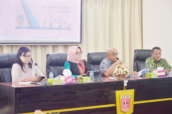 VERIFIKASI DATA— Kantor Wilayah Kementerian Agraria Tata Ruang (ATR)/Badan Pertanahan Nasional (BPN) Provinsi Sumatera Barat melakukan verifikasi sejumlah data dan dokumen ke Kabupaten Agam.