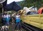 Pascabencana Cuaca Ekstrem di Sumbar, Ratusan Volunteer PLN Bantu Masyarakat