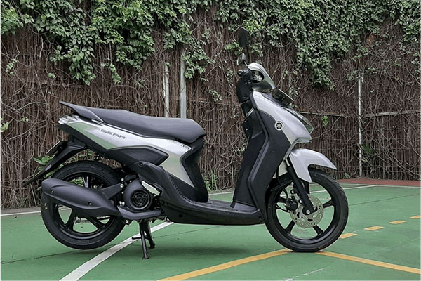 GEAR 125— Memiliki bobot yang ringan, Yamaha Gear 125 sangat direkomendasikan untuk pengendara pemula.