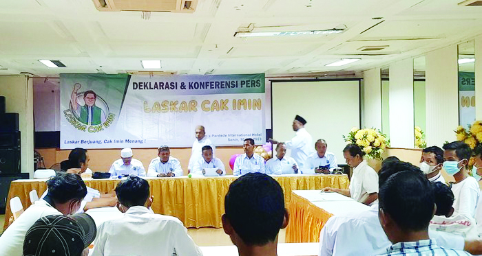 Relawan Laskar Cak Imin Deklarasi Dukung Cak Imin Maju Pilpres 2024 1 DEKLARASI— Relawan LCI mendeklarasikan dukungan terhadap Ketua Umum PKB Muhaimin Iskandar atau Cak Imin agar maju dalam Pilpres 2024, Senin (10/7).