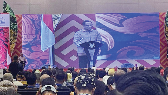 Jelang Pemilu 2024, Mendagri Minta Pj Kepala Daerah Tak Terlibat Politik Praktis 1 RAKERNAS— Mendagri Tito Karnavian saat memberikan sambutan dalam Rakernas Apkasi ke-15 di ICE BSD, Kabupaten Tangerang, Kamis (20/7).