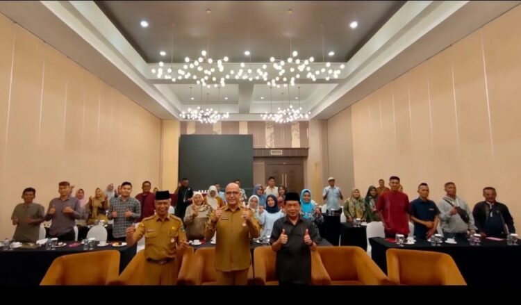 Bakri Bakar Realisasikan Pokir Miliaran rupiah, Dukung Pariwisata Sumbar dengan Penguatan SDM Tour Guide 1 PELATIHAN--Dukung pengembangan pariwisata Sumbar dengan pelatihan penguatan kompetensi pengelola homestay dan pemandu wisata.