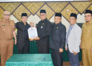 Pemko dan DPRD Kota Pa­dang Setujui Ranperda Perubahan Pembentukan dan Susunan Perangkat Daerah Kota Padang jadi Perda, Sejumlah Struktur Kelembagaan Perangkat Daerah Berubah Tipe