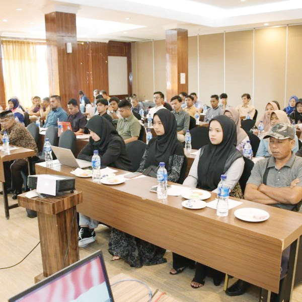 BIMTEK— Sebanyak 240 pelaku usaha di Kabupaten Agam, ikuti Bimtek Implementasi Perizinan dan Pengawasan Perizinan Berusaha Berbasis Risiko pada 2023.