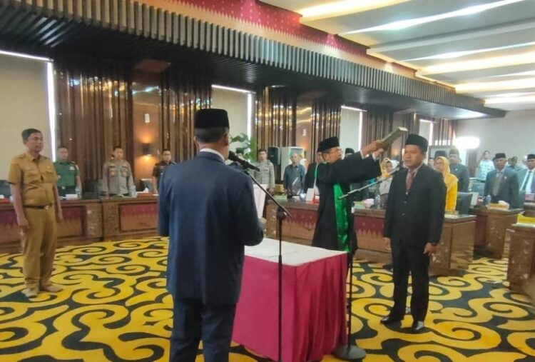 Dani Sofian, Diambil Sumpah Janji PAW Anggota DPRD Pessel Partai Nasdem 1 52