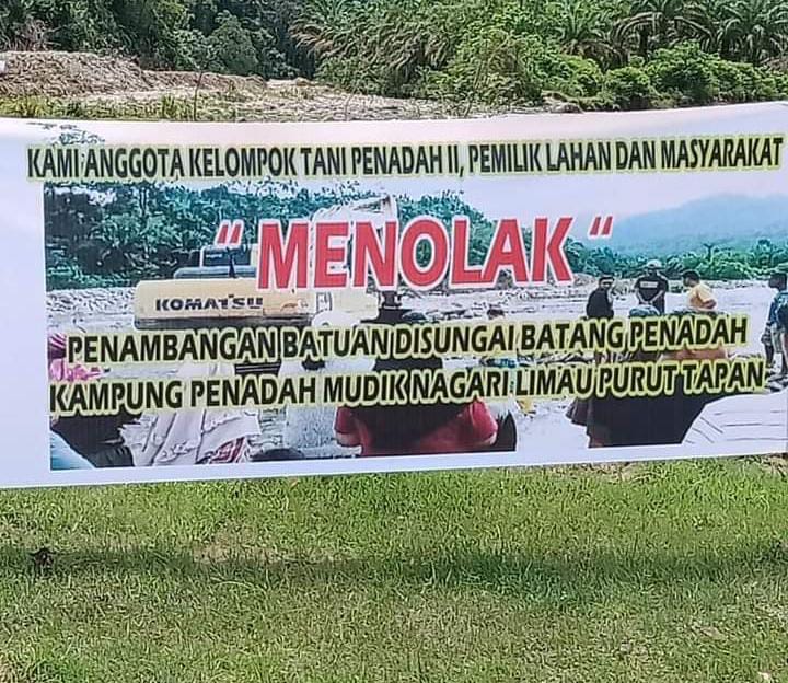 Tolak Aktifitas Galian C, Warga Kampung Panadah Mudik, Rahul Tapan Bentang Spanduk 1 6 3