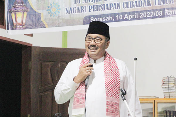 IKUT PILEG— Bupati Pasaman Benny Utama melayangkan surat pengunduran diri dari jabatannya sebagai Bupati ke DPRD Pasaman lantara ikut kontestasi Pileg pada Pemilu 2024. Benny maju sebagai bacaleg Partai Golkar untuk DPR-RI dari Dapil Sumbar II.