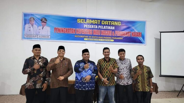 Bupati Suhatri Bur Pelatihan Walinagari dan Perangkat Berguna Agar Tidak Melanggar