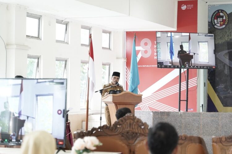 SAMBUTAN—Bupati Limapuluh Kota, Safaruddin Dt.Bandaro Rajo memberikan sambutan saat membuka rakor GTRA Limapuluh Kota.