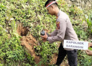 Daki Lereng Gunung, Kapolsek Barangin Tanam 200 Bibit Buah-buahan