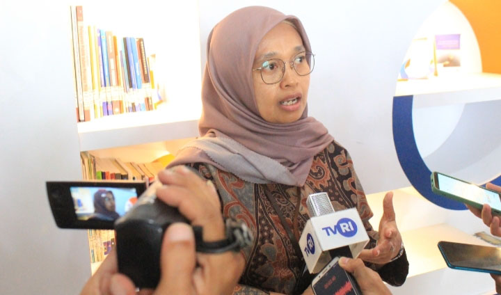 Kepala Ombudsman RI Perwakilan Sumbar, Yefri Heriani