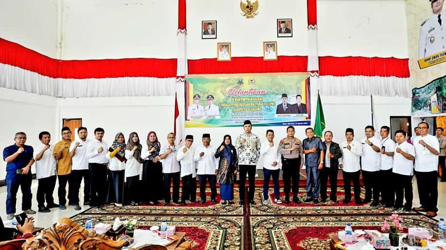 Pelantikan yang dilakukan oleh Ketua DPD LPM Provinsi Sumatera Barat H. Darmansyah Siroen di Balairung Lansek Manih Kantor Bupati Sijunjung