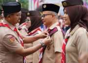 Pramuka, Pembantu Masyarakat dan Sarana Pendidikan Karakter