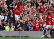 Comeback, Setan Merah Menang 3-2