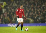 Badai Cedera MU Bertambah, Raphael Varane Absen Enam Pekan