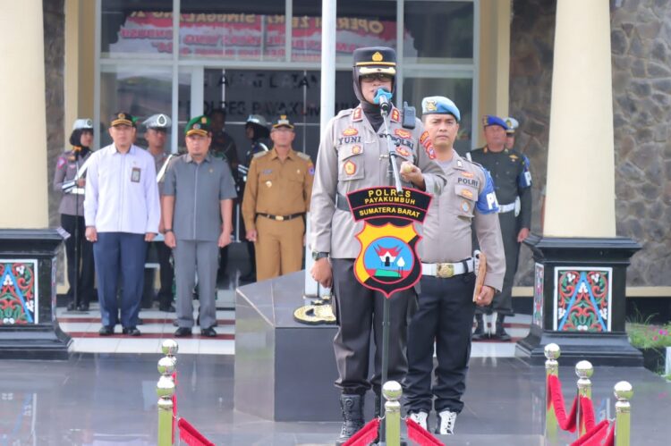 7 Sasaran Pelanggaran pada Operasi Zebra Singgalang 2023 1 APEL PASUKAN— Kapolres Payakumbuh memimpin apel pasukan Operasi Zebra Singgalang 2023.