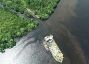 PLN Operasikan Kabel Sungai, Listrik 24 Jam Hadir Bagi Warga Dua Kecamatan di Kabupaten Indragiri Hilir