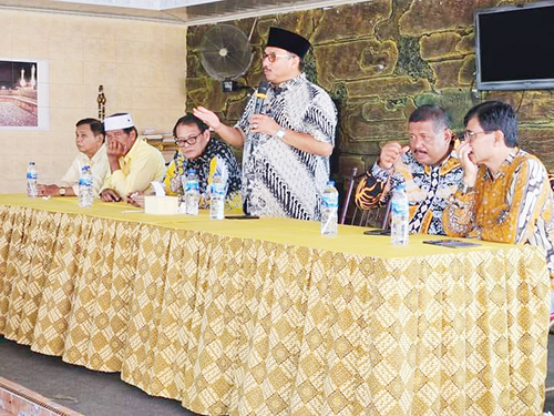 Konsolidasi Caleg Golkar se-Pasbar, Benny Utama: Jaga Soliditas Partai Menangkan Pemilu 2024 1 KONSOLIDASI— Ketua Dewan Pembina Partai Golkar Pasaman, Benny Utama menghadiri komunikasi politik dan konsolidasi yang diinisiasi oleh Zulkenedi Said, Ketua Fraksi Partai Golkar DPRD Sumbar.