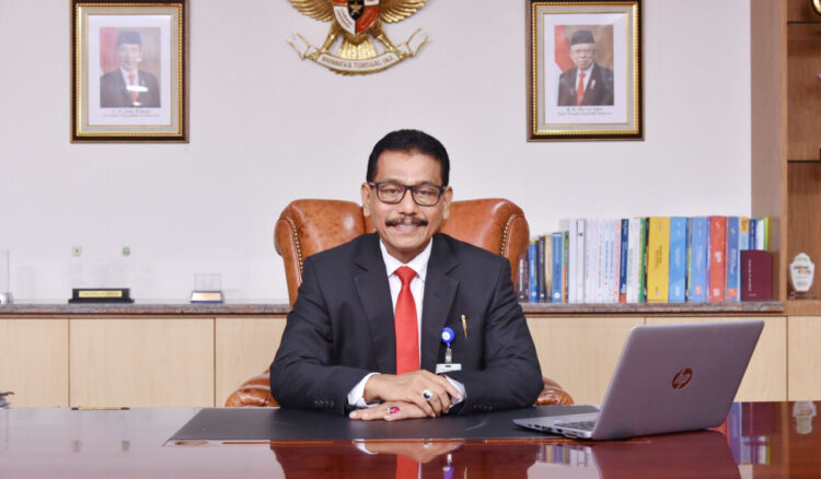 Bank Nagari Hadirkan Promo Khusus Hari Pelanggan Nasional 2023 1 Muhamad Irsyad
Direktur Utama (Dirut) Bank Nagari