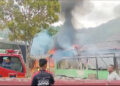 Rumah Penjaga Sekolah Ludes Terbakar 10 Rumah Penjaga Sekolah Ludes Terbakar
