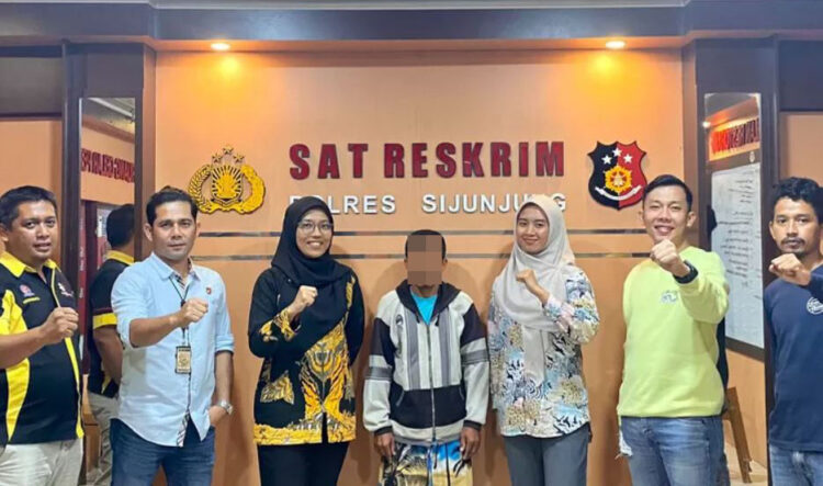 Paman Biadab, Tega Nodai Keponakan Sendiri, Korban masih Berusia 5 Tahun, Beraksi di Toilet Sekolah PAUD 1 Capture 2