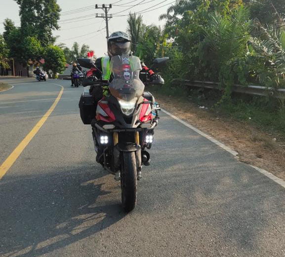 Touring HBD Regional Sumatra, Bikers Honda Sumbar Buktikan Kekompakan 1 TOURING— Para bikers Honda Sumbar saat touring menuju Lampung untuk mengikuti HBD Regional Sumatra 2023.