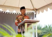 Pamungkas di SBJ untuk Siswa SD-SMP, Tahun ini, 12.734 Setel Seragam Gratis Dibagikan