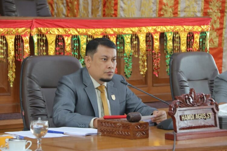 Hamdi Agus
(Ketua DPRD Kota Payakumbuh)