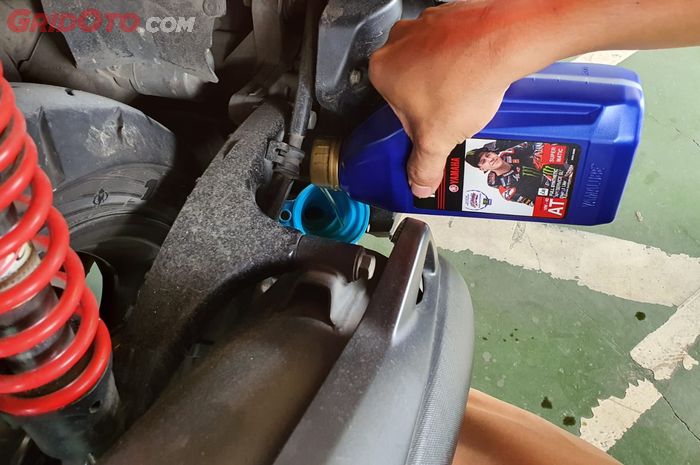 Yamalube Super Matic jadi Pilihan Tepat untuk Yamaha NMAX 1 Yamalube