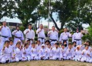 Sambangi Latihan Dojo Lemkari Lapai, Surfa Yondri :Karate-Do Siapkan Generasi Tangguh dan Berkarakter Baik