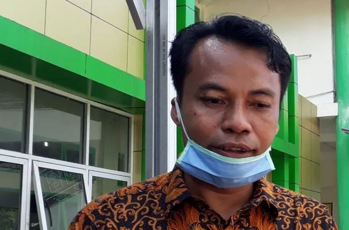 Tingkatkan Pelayanan Kesehatan, RSUD Lubuk Sikaping Tambah Spesialis Penyakit Dalam 1 dr. Yong Marzuhaili
(Dirut RSUD Lubuk Sikaping)