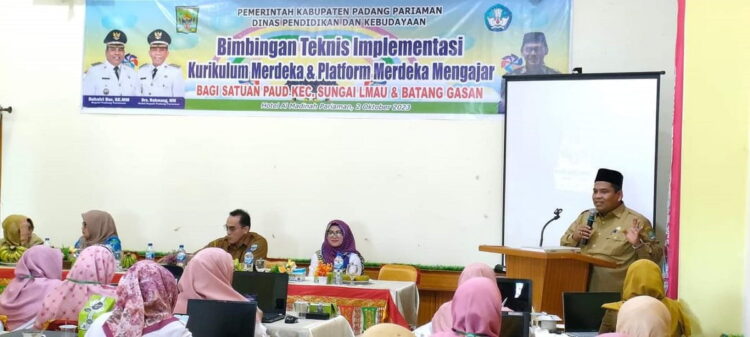 Guru PAUD Diminta Ajak Anak Didik Gemar Makan Ikan 1 Bupati Suhatri Bur Ajak Tenaga Pendidik PAUD Agar Anak Didik serta Walimurid Berikan Makanan Ikan