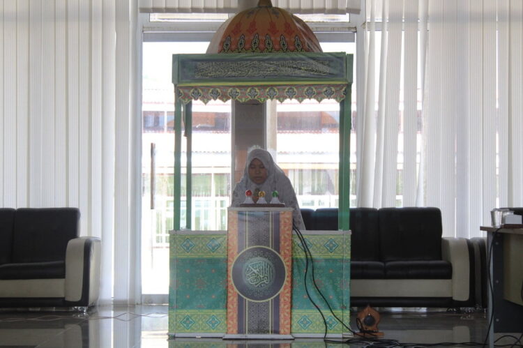 LOMBA MTQ— Salah satu peserta saat mengikuti lomba MTQ antar-OPD Pemkab Pasaman