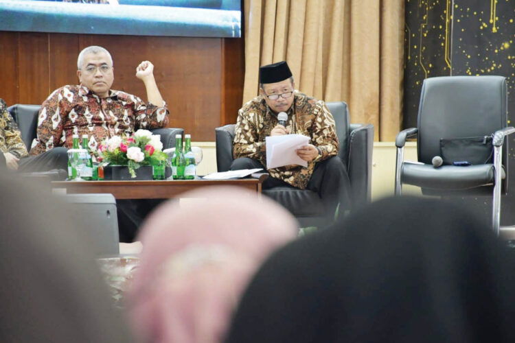 Jadi Pemateri di IAPA 2023, Bupati Agam Bahas Strategi Birokrasi Pemerintahan 1 PEMATERI— Bupati Agam, Dr H Andri Warman menjadi pemateri pada Indonesian Association of Public Administration (IAPA) 2023, di Convention Hall Unand, Kamis (26/10).