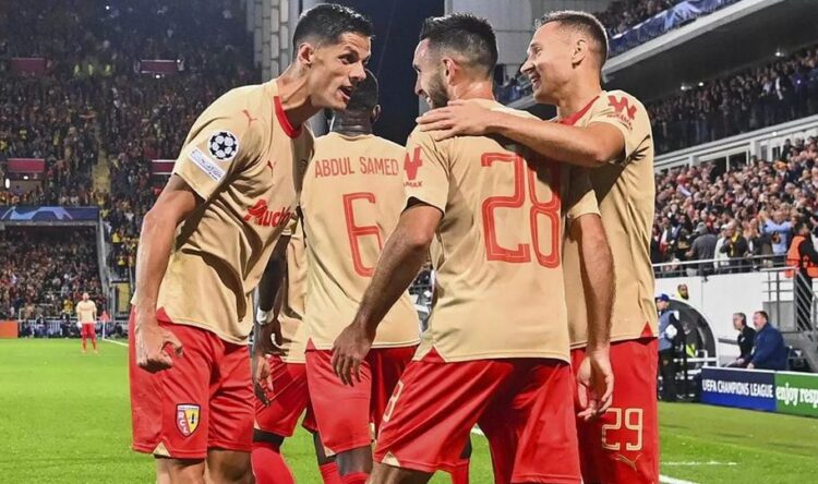 Kekalahan Pahit Arsenal Atas Lens, Terpukul Comeback dan Cederanya Bukayo Saka 1 SELEBRASI— Pemain Lens berselebrasi setelah berhasil mencetak gol ke gawang Arsenal pada laga kedua grub B UCL 2023/2024, Rabu (4/10) dinihari.