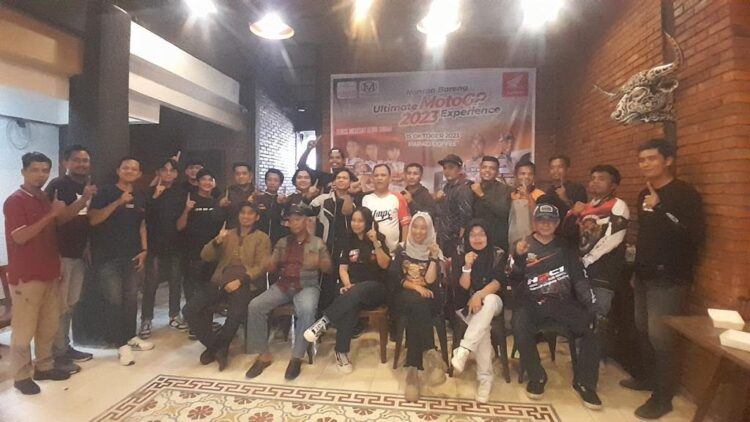 Meriahkan MotoGP Mandalika, Menara Agung Ajak Komunitas Honda Nonton Bareng 1 NOBAR-Komunitas Honda Sumbar antusias mengikuti nonton bareng MotoGP Mandalika yang digelar PT Menara Agung.
ist